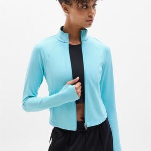Athleta salutation crop jacket in Aqua. NWT